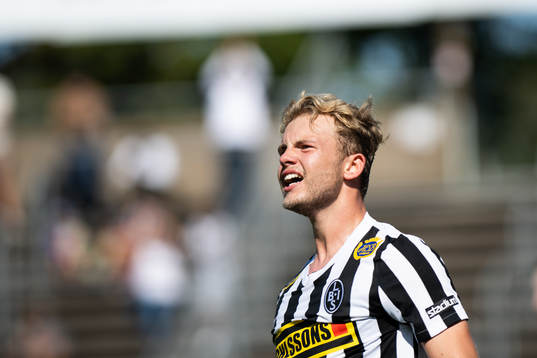 Landskronas Frederik Ihler jublar