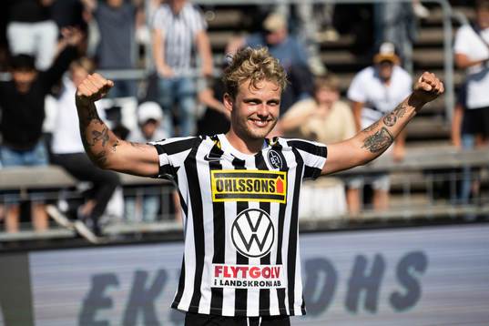 Landskronas Frederik Ihler jublar