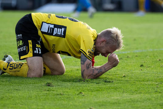 Elfsborgs Johan Larsson deppar