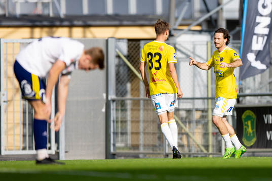 Falkenbergs Rasmus Andersson jublar