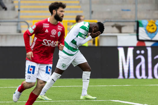 Västerås SKs Aly Coulibaly deppar