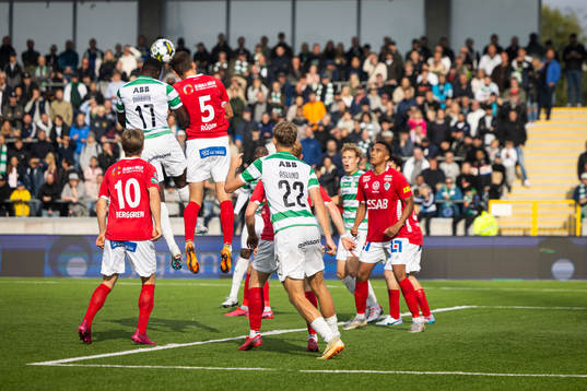 Västerås SKs Ibrahim Yalatif Diabaté mot Brages Pontus