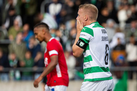 Västerås SKs Simon Johansson deppar