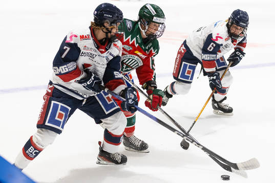 Frölundas Michelle Karvinen och Linköpings Ella Jämsén