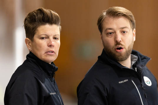 Frölundas tränare Erika Holst och assisterande tränare