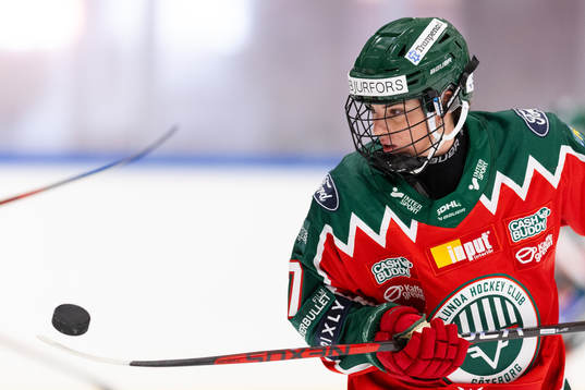Frölundas Kaitlyn Yearwood innan träningsmatchen i