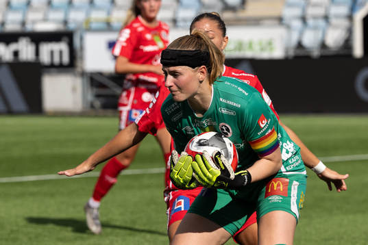 Örebros målvakt Tove Enblom