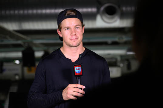 Timrås Filip Hållander i intervju med expressens Jennifer