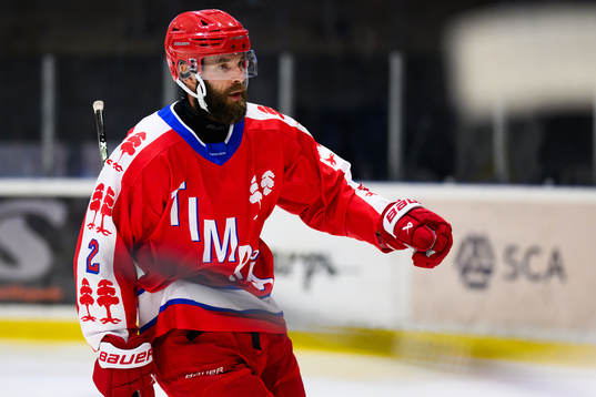 Timrås Per Svensson jublar