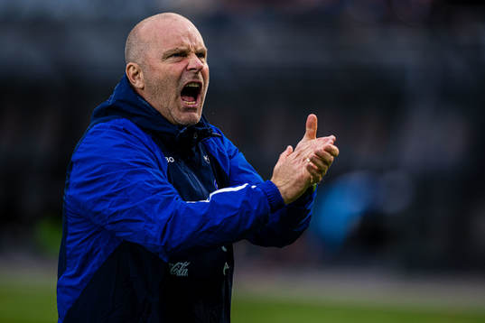 Geir Bakke, head coach of Vålerenga, celebrates