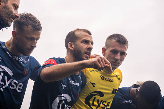 Zlatko Tripic and Patrik Gunnarsson of Viking
