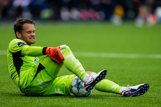 Jacob Storevik of Vålerenga in pain