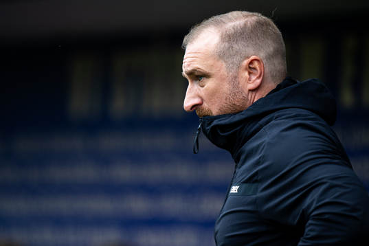 Gefles tränare Mikael Bengtsson deppar