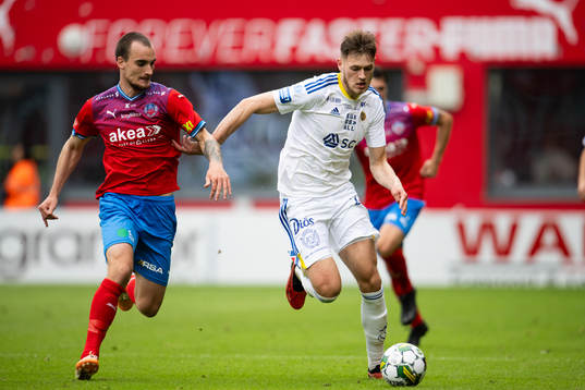 Helsingborgs Adam Hellborg och GIF Sundsvalls Paya Pichkah