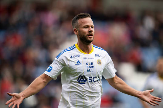 GIF Sundsvalls Robert Lundström jublar