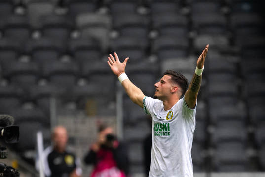 Hammarbys Viktor Djukanovic jublar