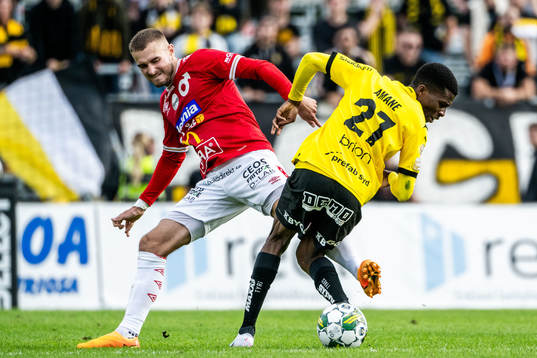 Degerfors Christos Gravius och Häckens Akoua Romeo Amane