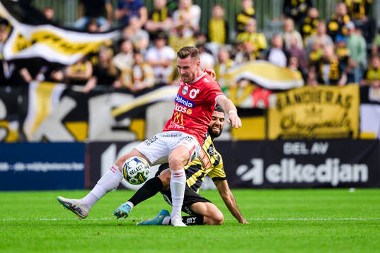 Degerfors Rasmus Örqvist och Häckens Aiham Ousou