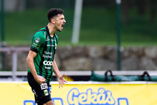 Varbergs Dion Krasniqi jublar