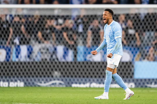 Malmö FFs Martin Olsson jublar