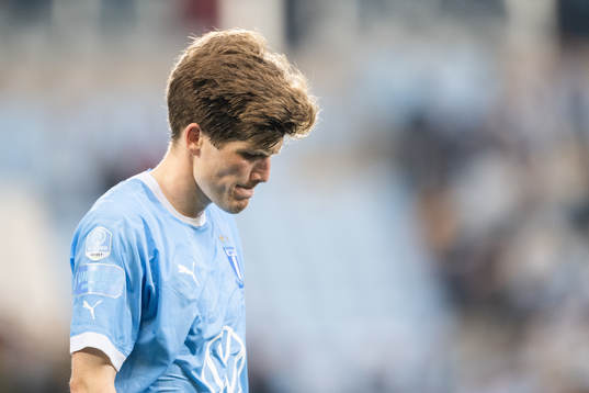 Malmö FFs Oliver Berg deppar