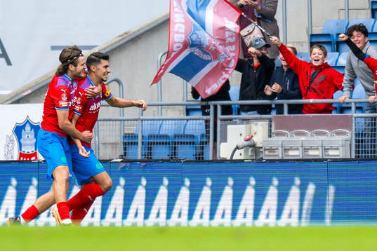 Helsingborgs Wilhelm Loeper och Amar Muhsin jublar