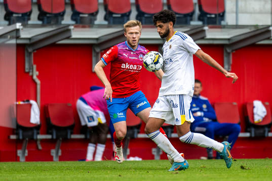 Helsingborgs Andreas Landgren och GIF Sundsvalls Paya