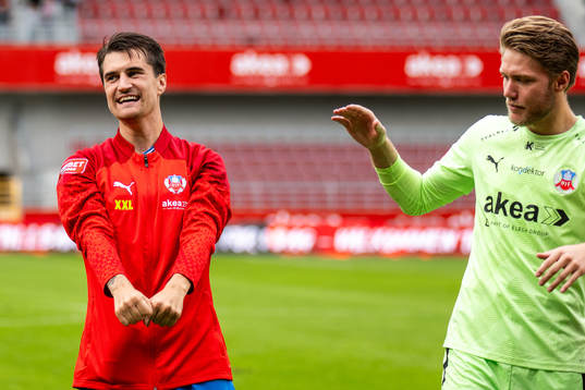 Helsingborgs Jon Birkfeldt och målvakt Kalle Joelsson