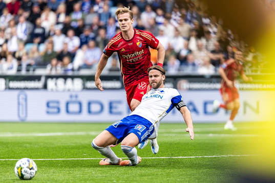 Djurgårdens Hampus Finndell och IFK Norrköpings