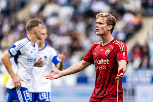 Djurgårdens Hampus Finndell reagerar