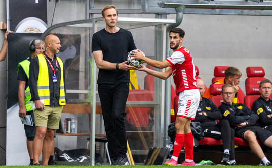 Kalmars tränare Henrik Jensen och Noah Shamoun
