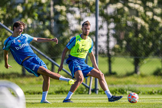 Sander Berge and Kristoffer Ajer of the Norwegian national