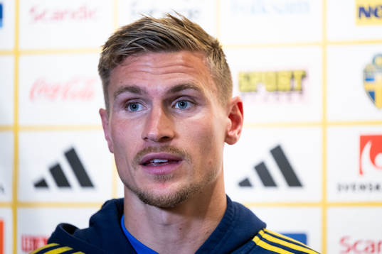 Carl Starfelt of the Swedish national football team at a