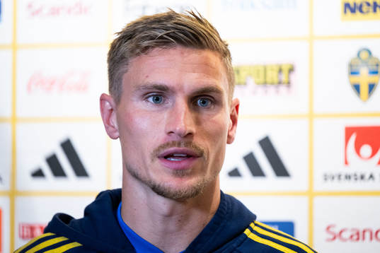 Carl Starfelt of the Swedish national football team at a