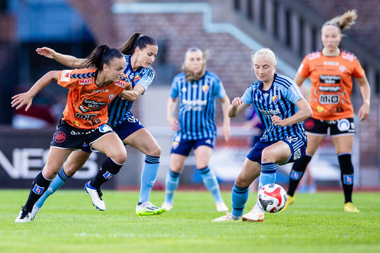 Djurgårdens Beata Kollmats och Stinalisa Johansson