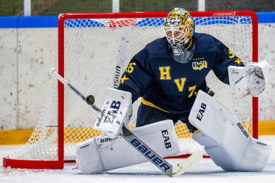 under träningsmatchen i ishockey mellan Rögle och HV71