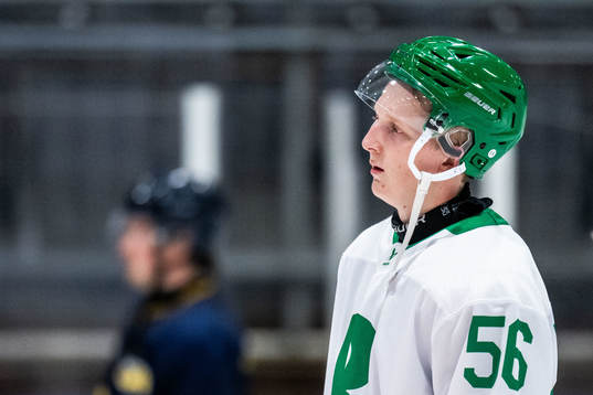 Rögles Adam Engström deppar
