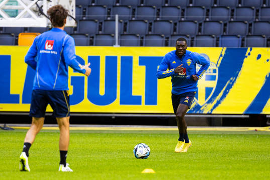 Ken Sema of Sweden