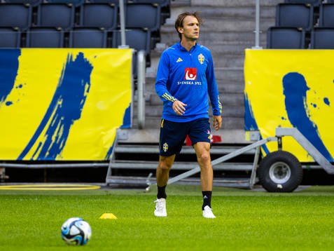 Albin Ekdal of Sweden