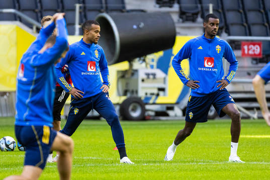 Robin Quaison and Alexander Isak of Sweden