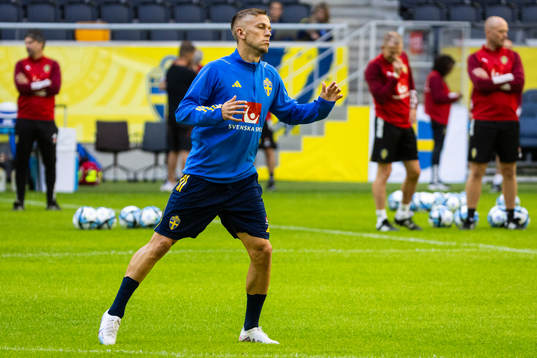 Jesper Karlsson of Sweden