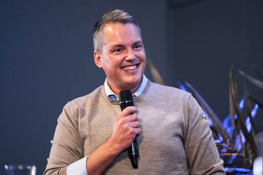 s tränare Tomas Montén