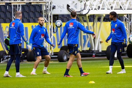 Viktor Johansson, Jesper Karlström, Viktor Claesson, and