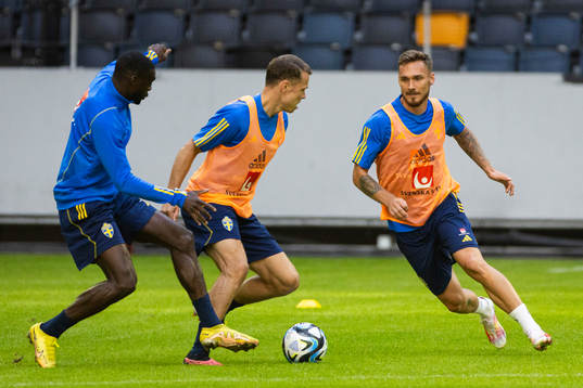 Ken Sema, Viktor Claesson, and Linus Wahlqvist Egnell of