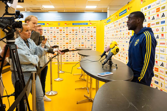 Ken Sema of Sweden