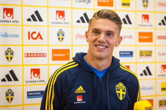 Viktor Gyökeres of Sweden