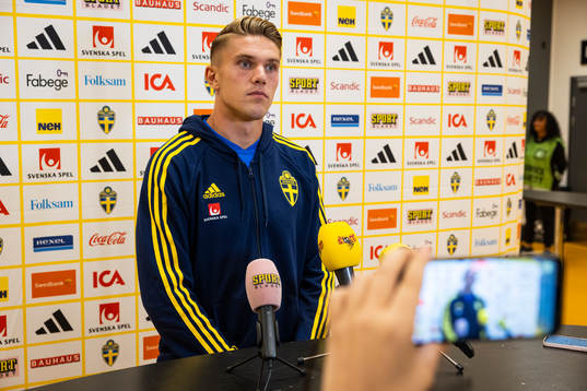 Viktor Gyökeres of Sweden