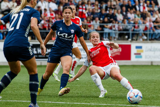 Linköpings Angela Beard och Arsenals Kim Little