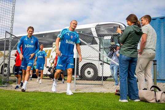 Sander Berge and Erling Braut Haaland of the Norwegian