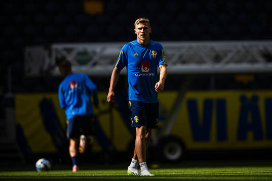 Carl Starfelt of the Swedish national football team